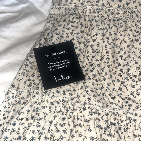 LULU’S x LUSH Fondest of Feelings Cream Floral Print Tiered Mini Dress Sz S - Picture 8 of 15